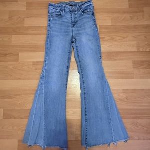 American Eagle Flare Jeans Size 4